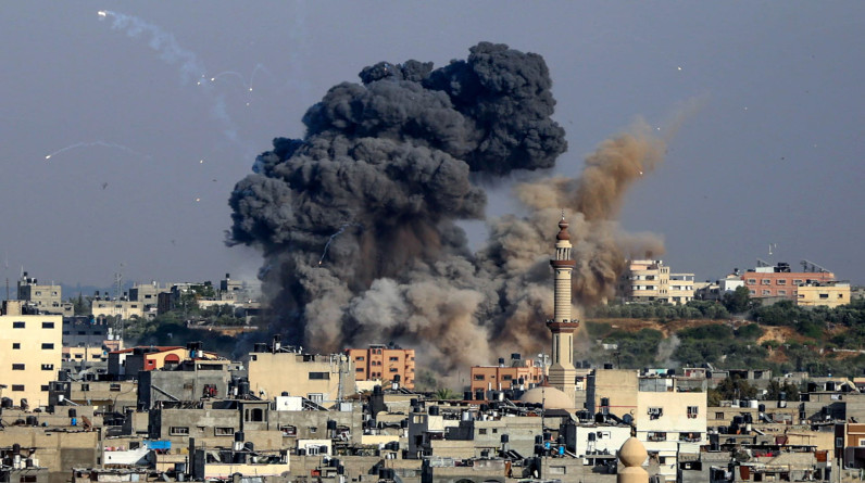 مقال بواشنطن بوست: القصف الإسرائيلي لغزة يقوّض ذرائع الغرب الأخلاقية في أوكرانيا